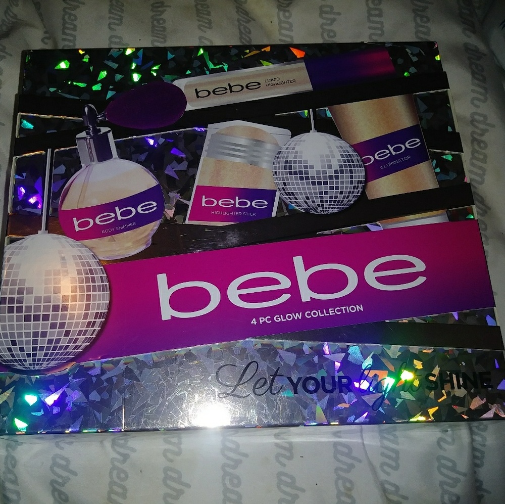 Bebe Highlighter set